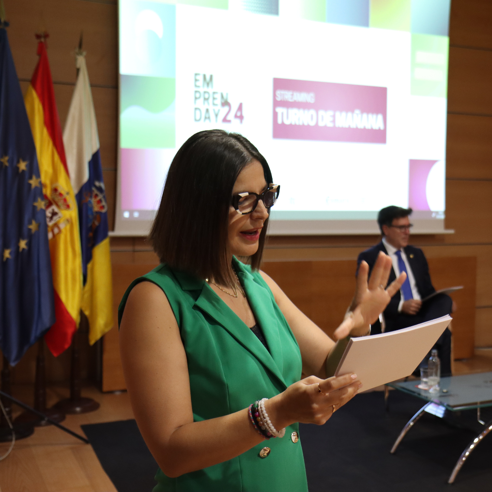 Minerva Pérez | speaker de liderazgo y marca personal
